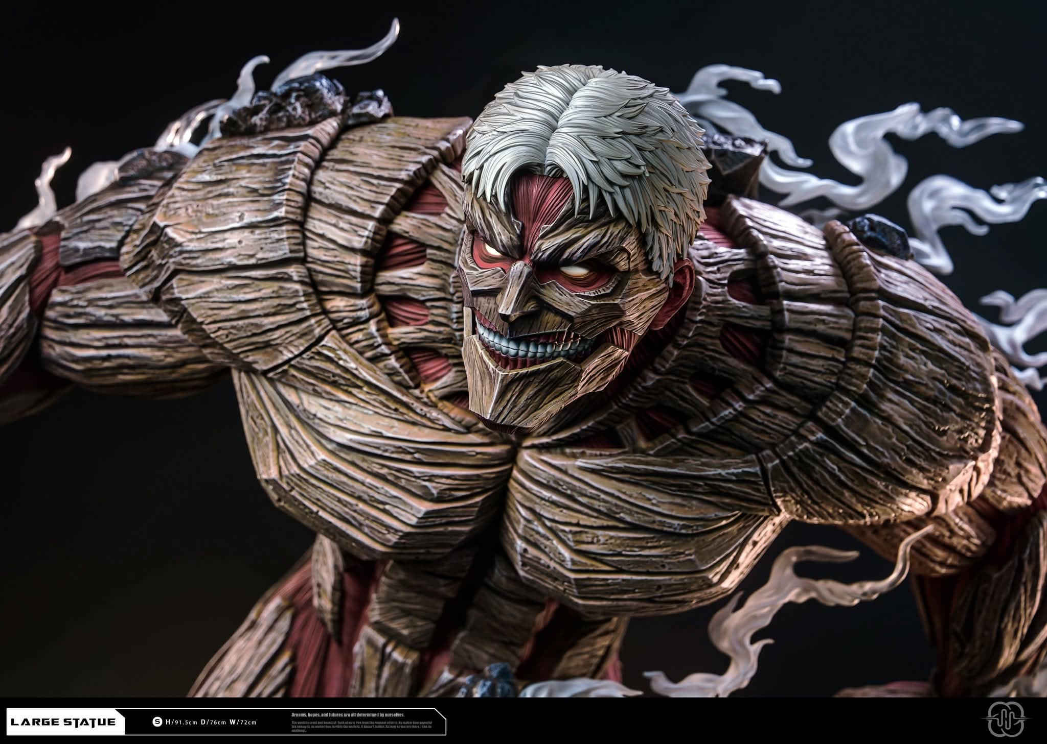 Reiner With The Armored Titan - Vue 4