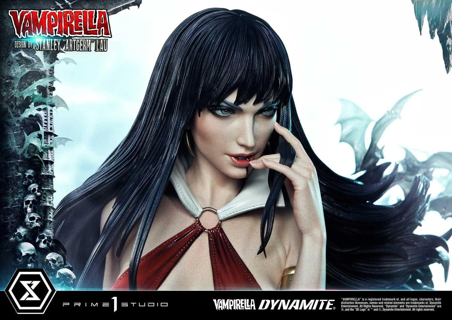 Vampirella (Design by Stanley Artgerm Lau) - Bonus Version - Vue 19
