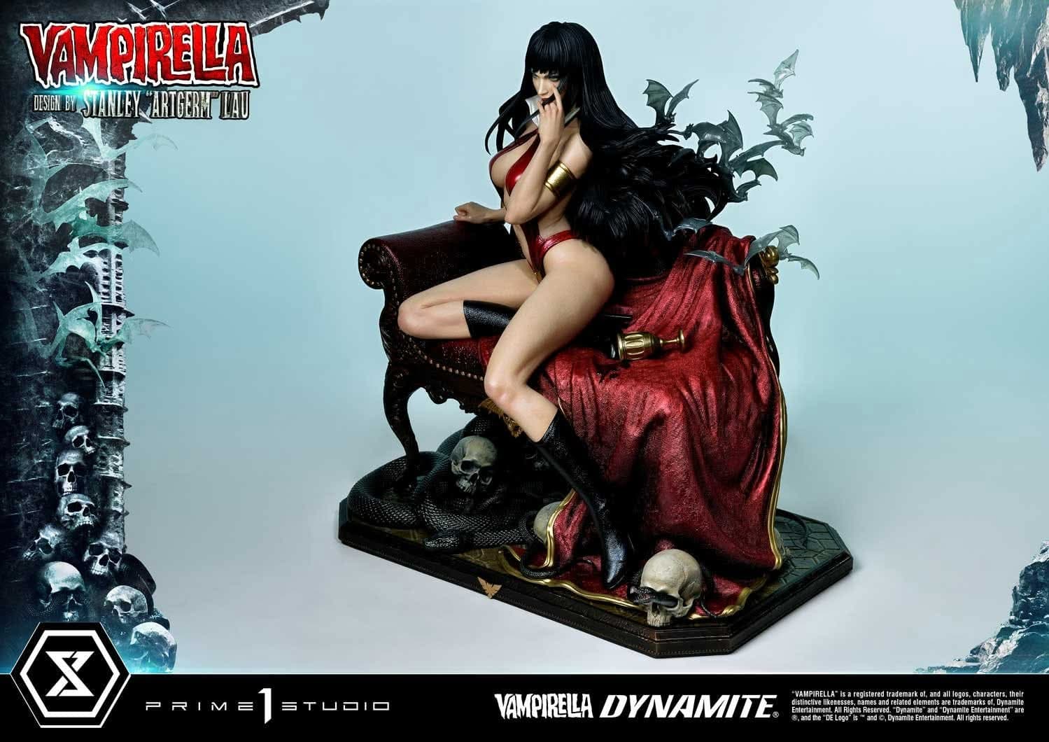 Vampirella (Design by Stanley Artgerm Lau) - Bonus Version - Vue 29