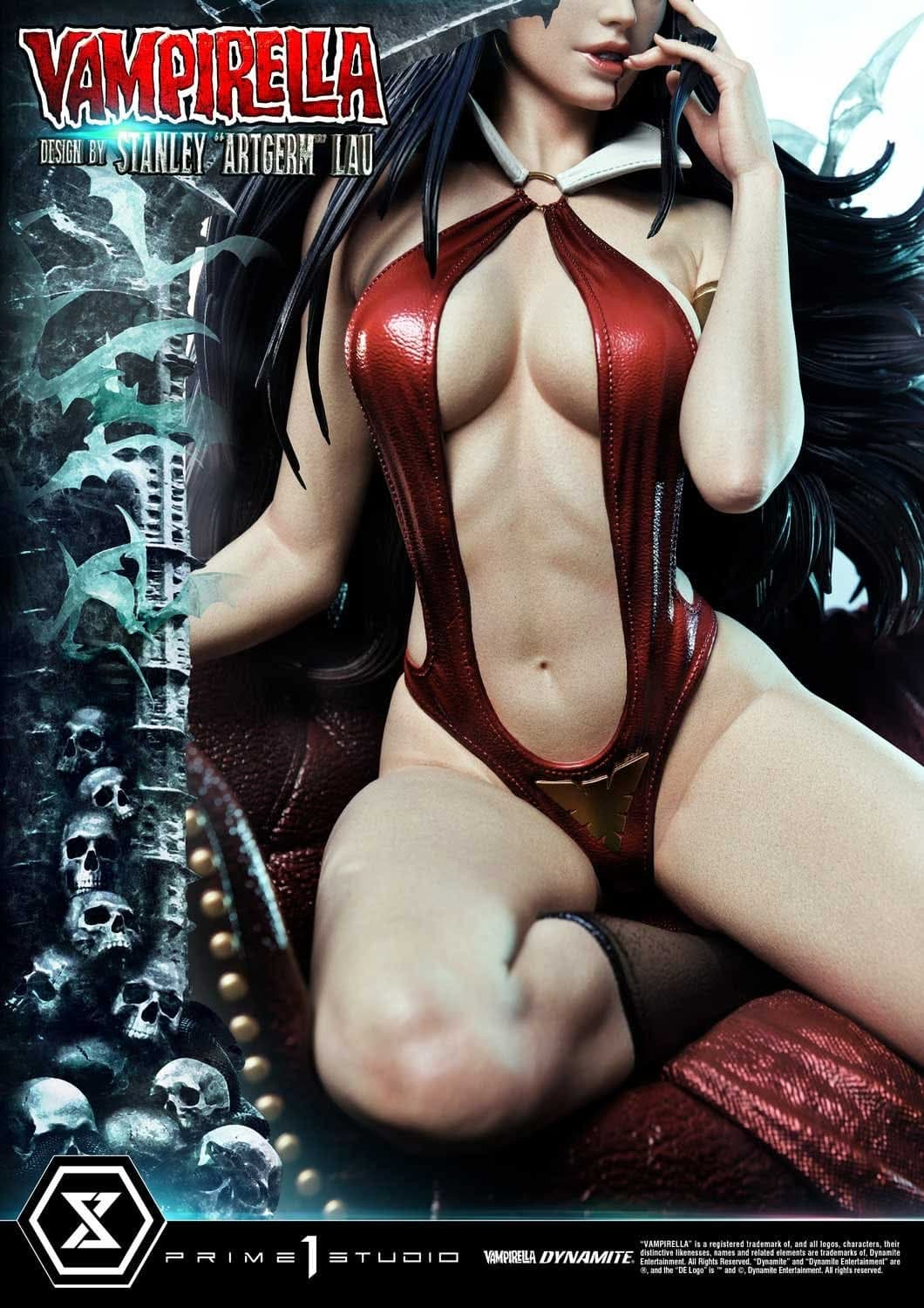 Vampirella (Design by Stanley Artgerm Lau) - Bonus Version - Vue 55