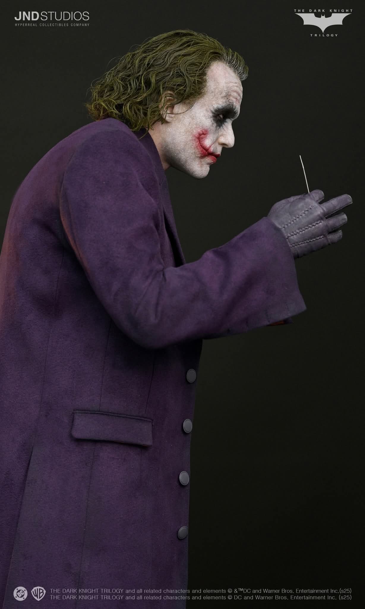 The Joker Bank Robber & Purple Suit V2 (Version Double) - Vue 38