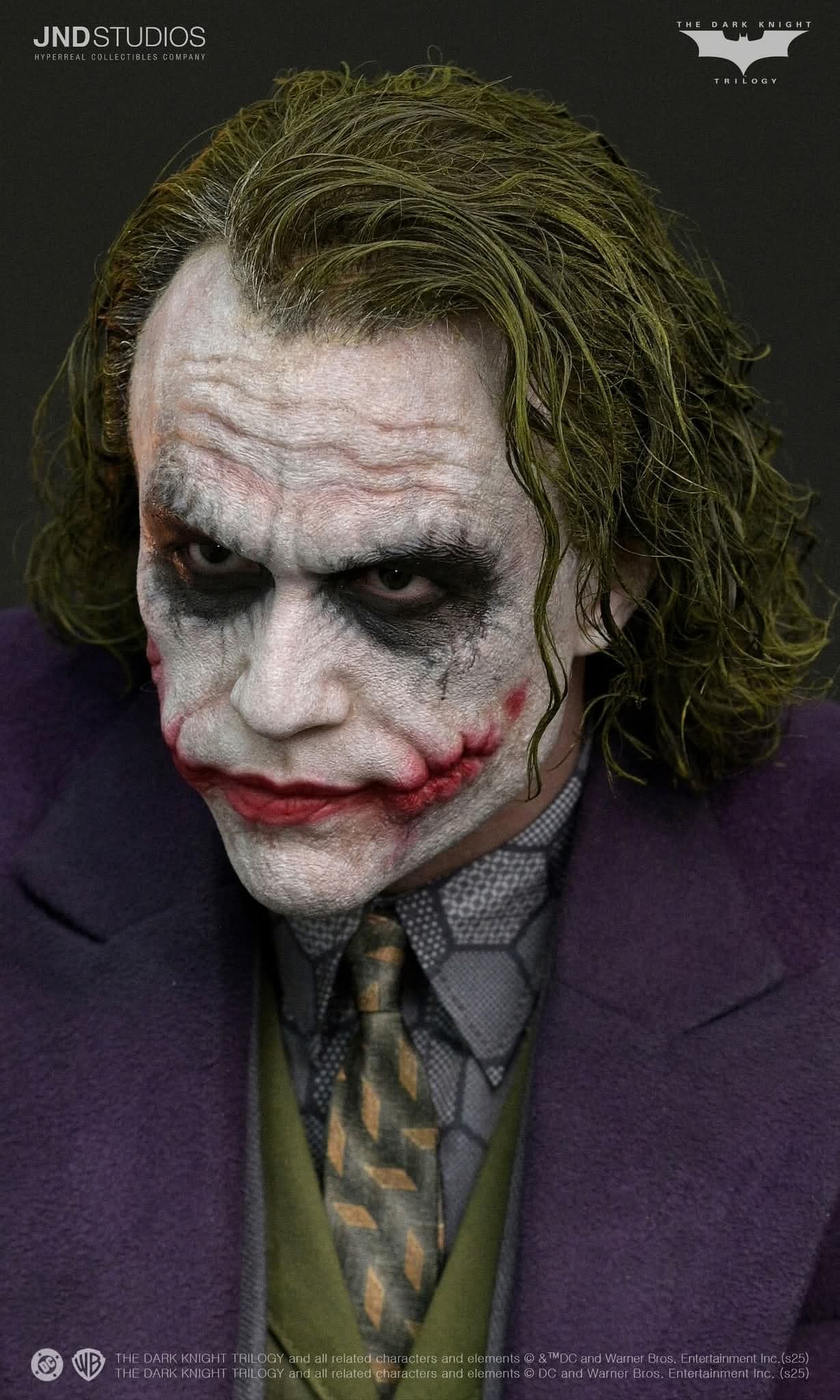 The Joker Bank Robber & Purple Suit V2 (Version Double) - Vue 44