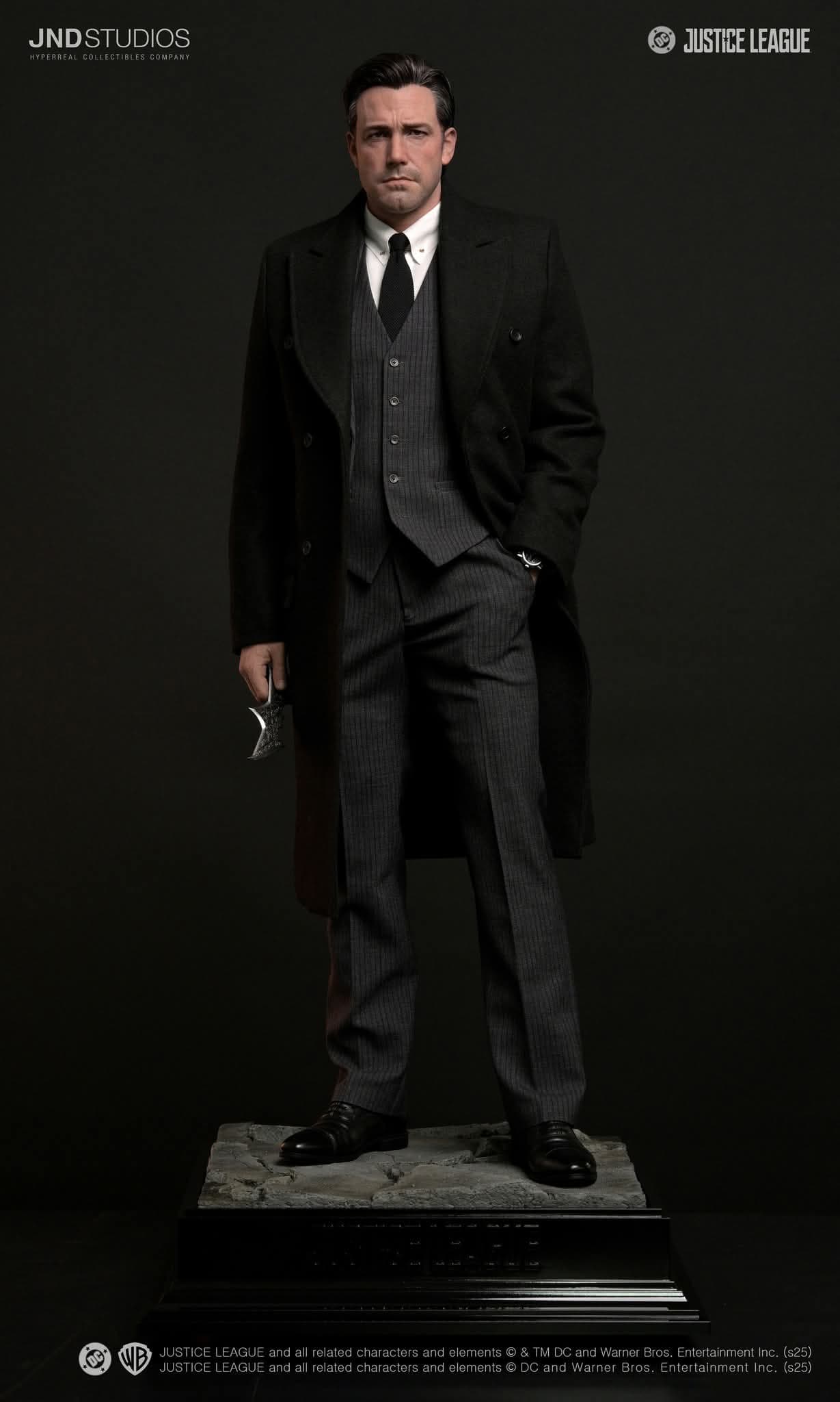 Batman & Bruce Wayne - Justice League (2017)