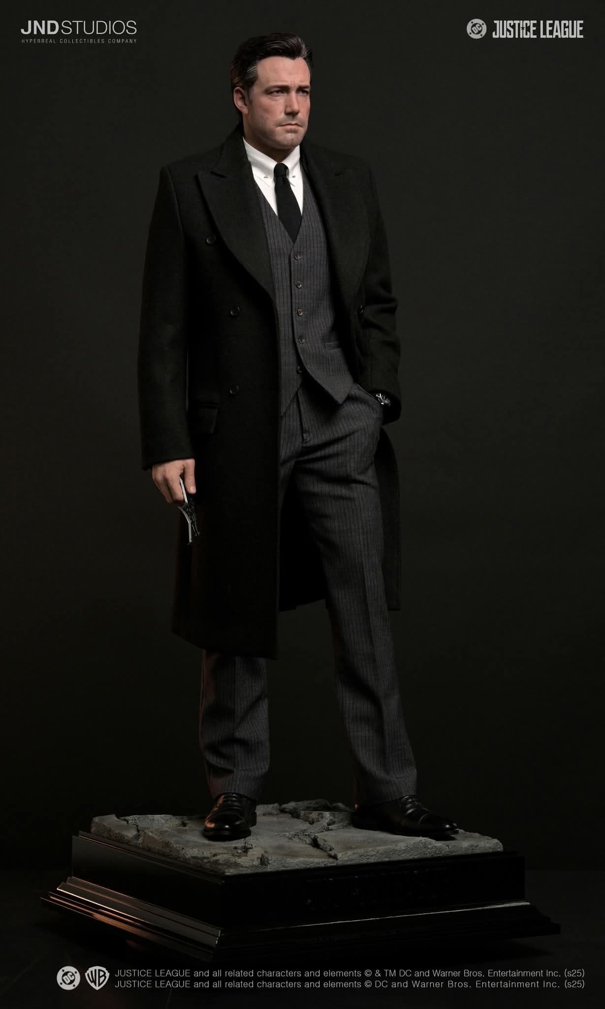 Batman & Bruce Wayne - Justice League (2017) - Vue 2