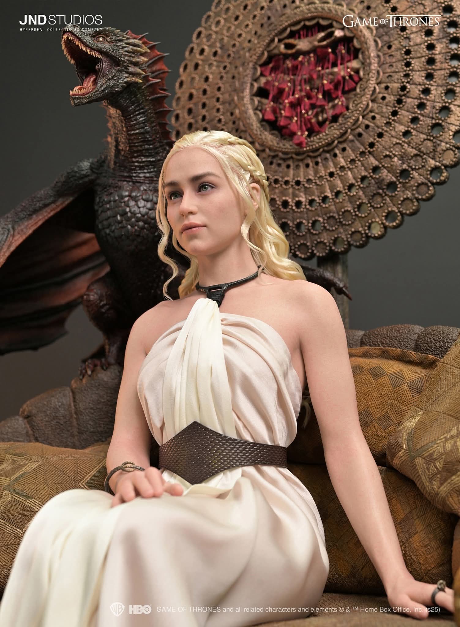 Daenerys Targaryen (Regular) - Vue 12