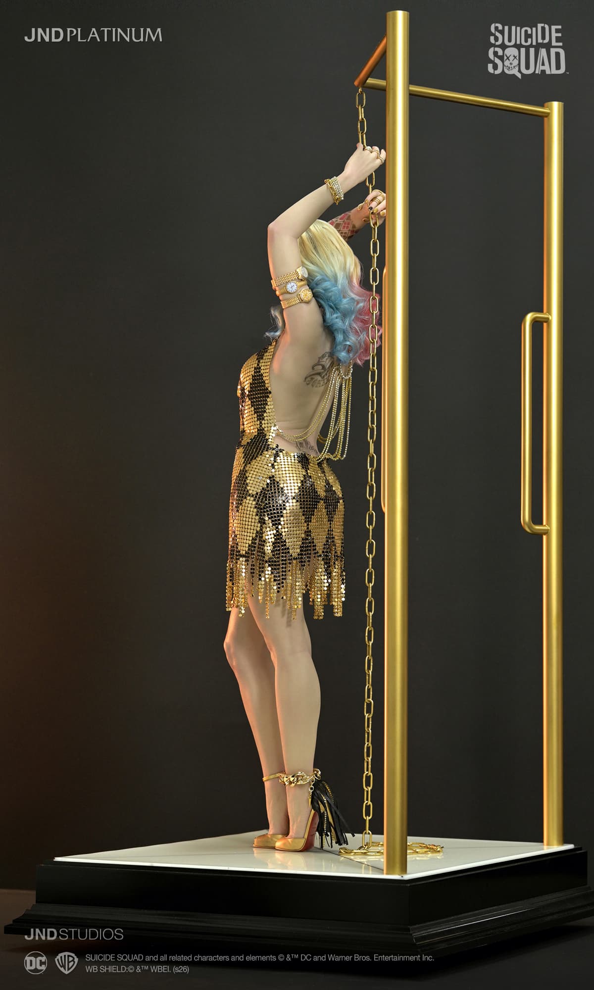 Harley Quinn Black & Gold Dress (Suicide Squad 2016) - Vue 19