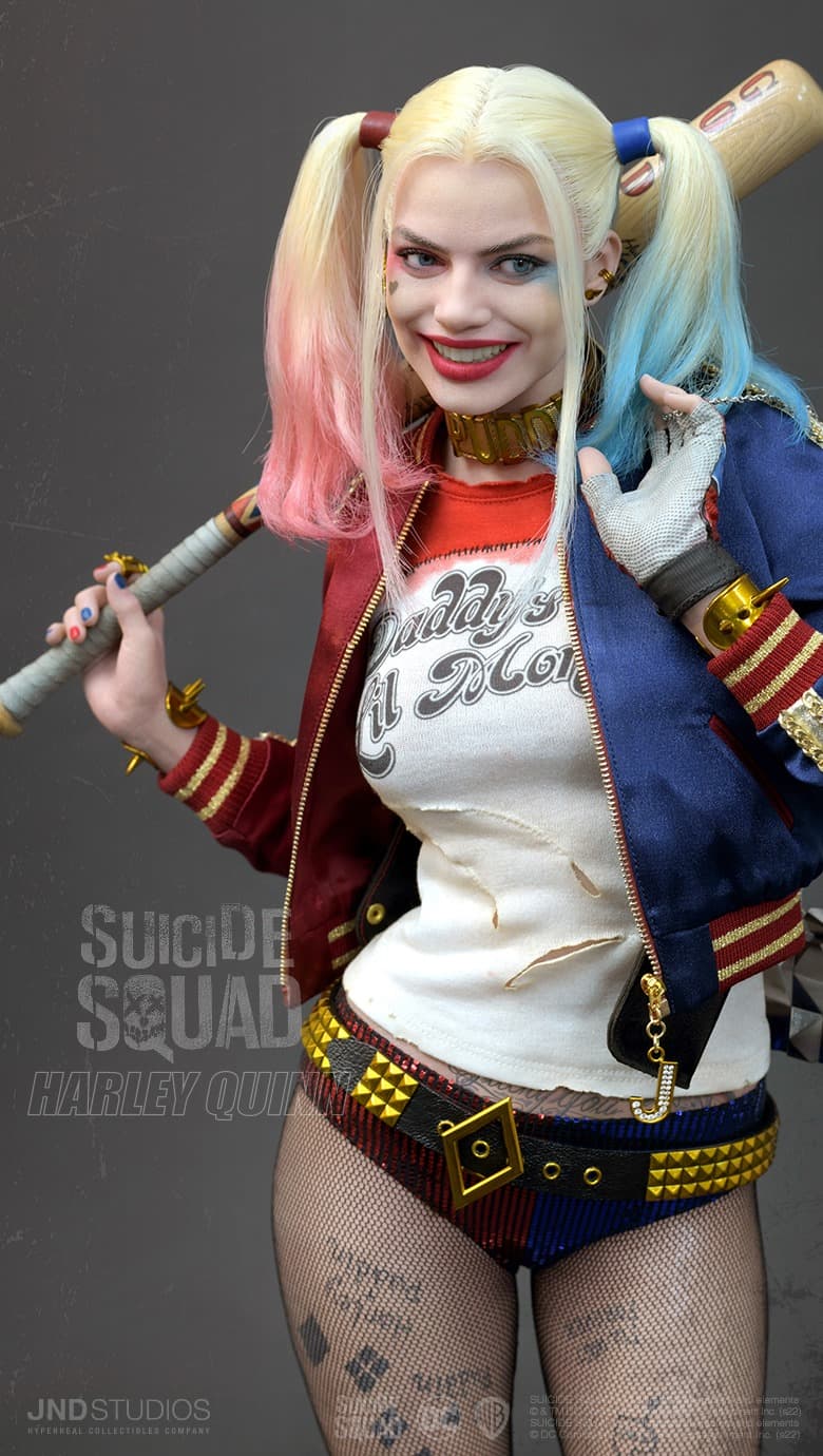 Harley Quinn (Suicide Squad 2016) - Vue 7