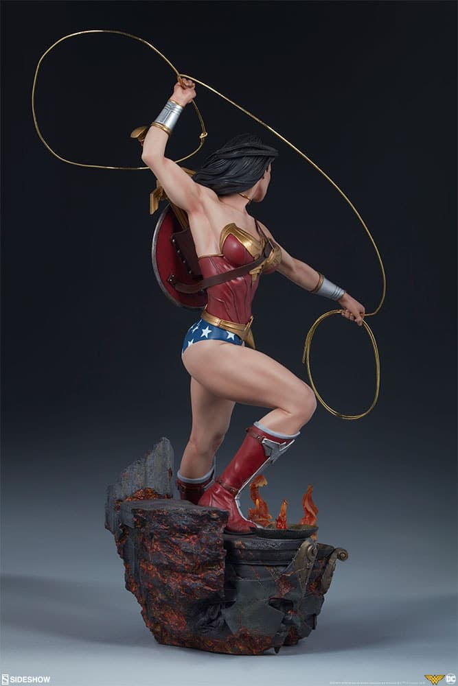 Wonder Woman (Exclusive Edition) - premium format  - Vue 13