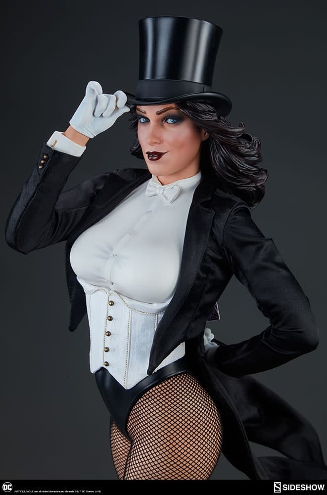 zatanna (Exclusive Edition) - premium format - Vue 13