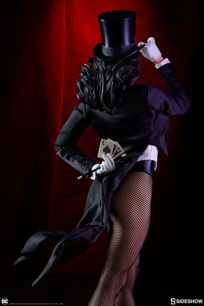 zatanna (Exclusive Edition) - premium format - Vue 22