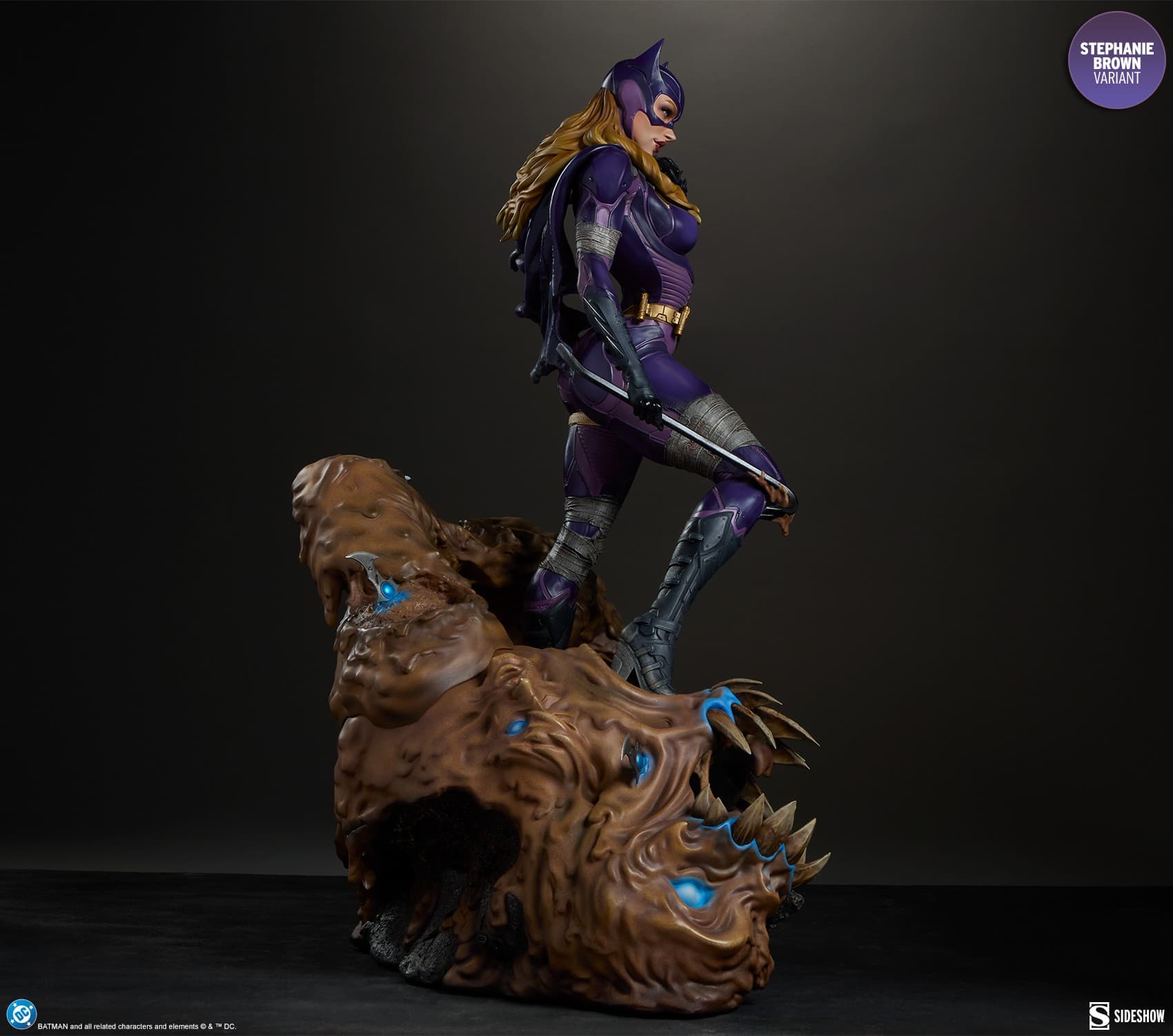 Batgirl (Stephanie Brown Variant) - Premium Format  - Vue 10