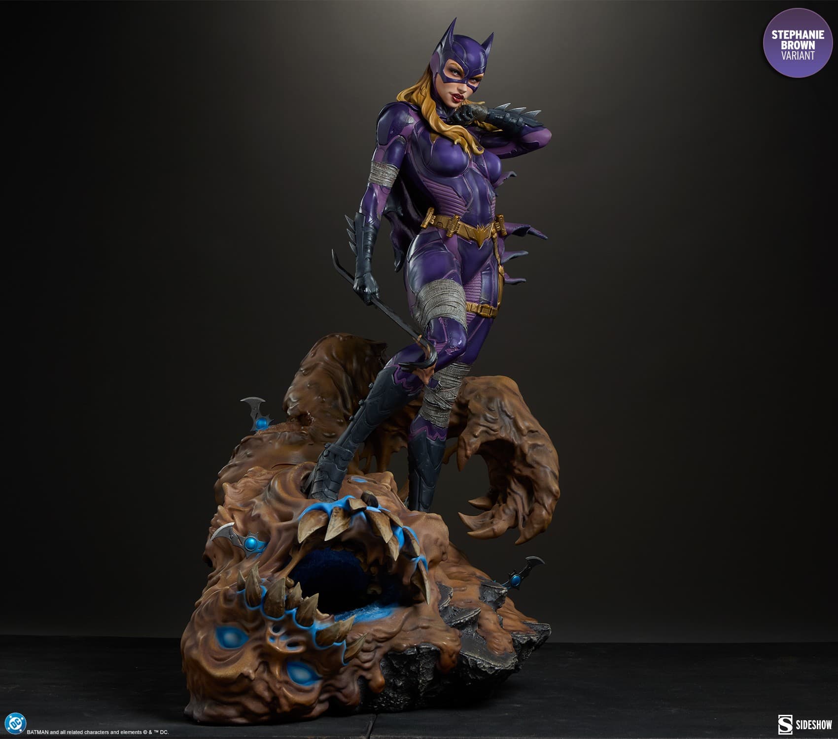 Batgirl (Stephanie Brown Variant) - Premium Format  - Vue 11