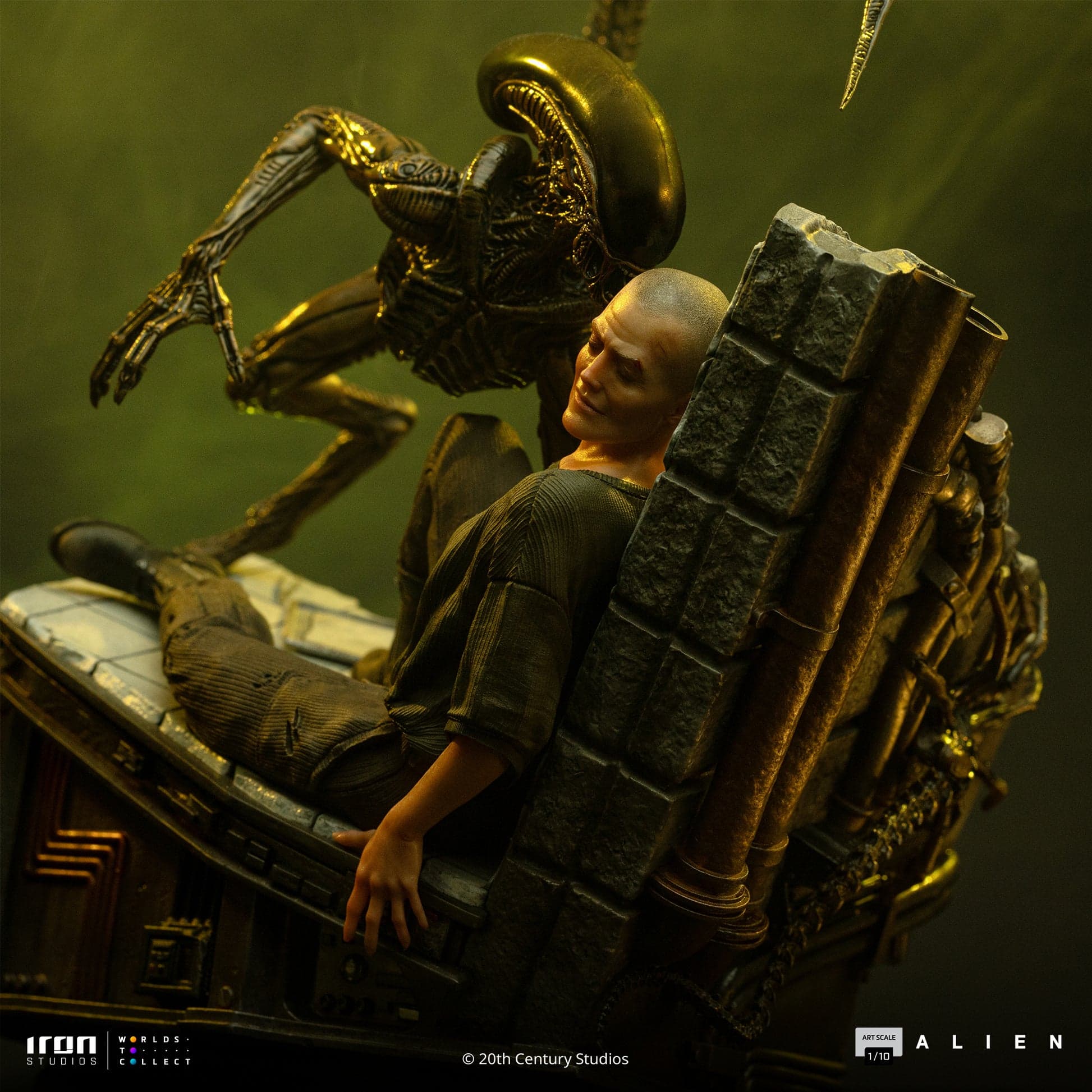 Ellen Ripley & Dog Alien - Vue 2