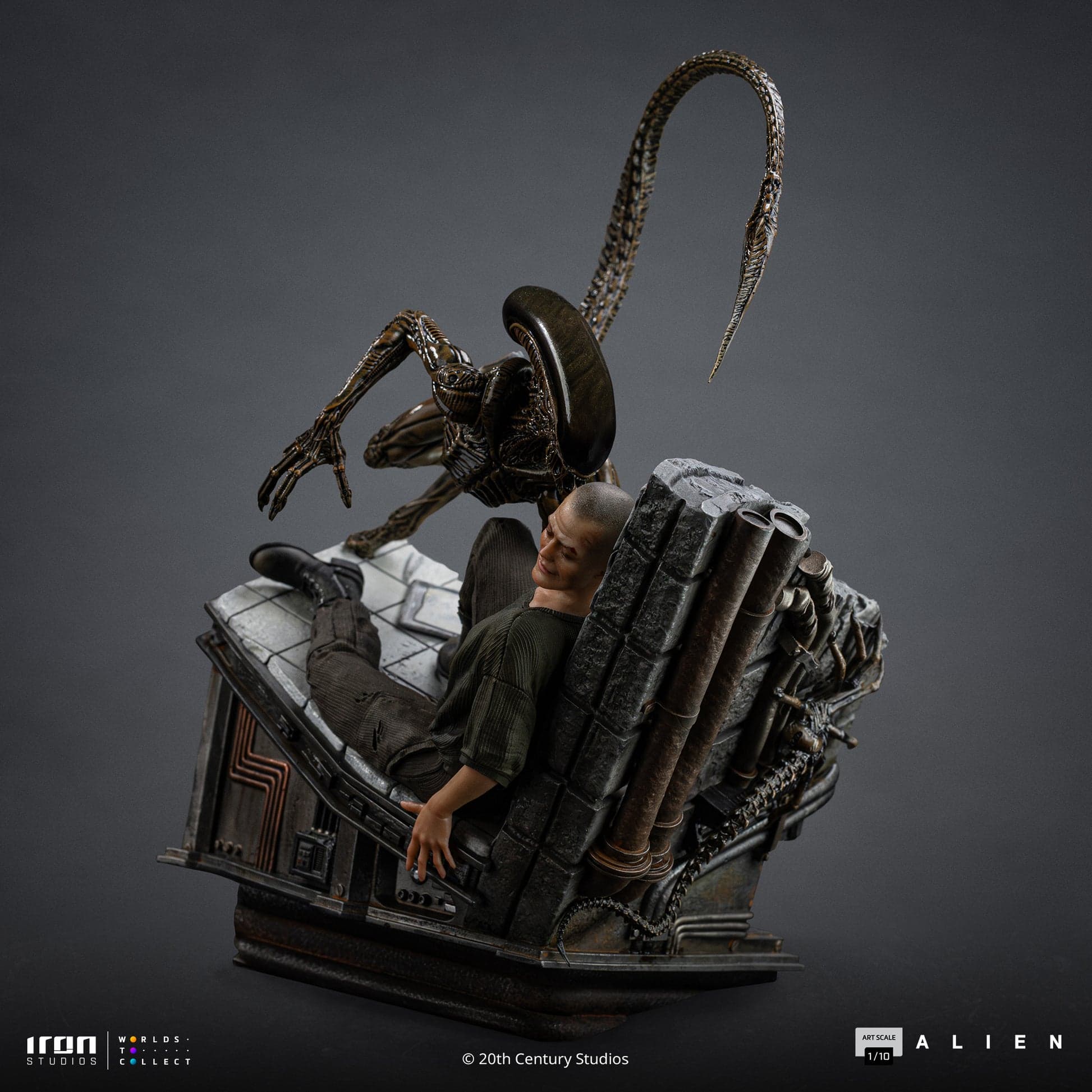 Ellen Ripley & Dog Alien - Vue 4