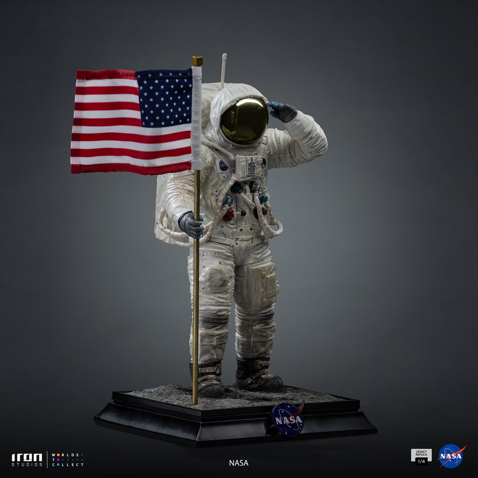 Apollo 11 Astronaut - Vue 3