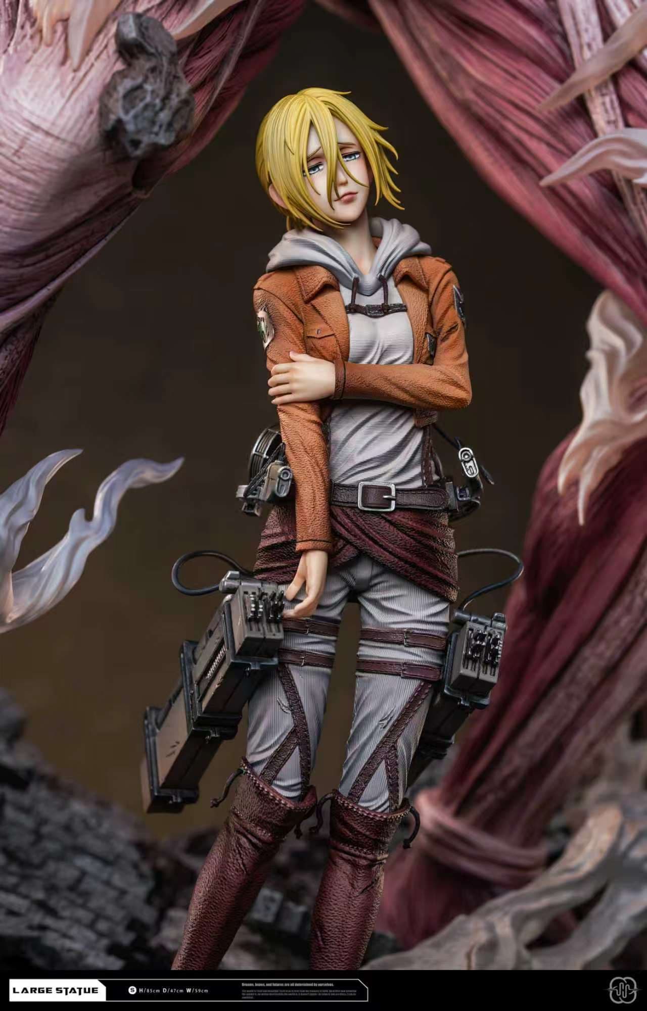 Annie Leonhart & Female Titan (Version EX) - Vue 8